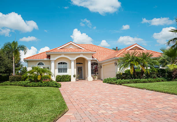 Best Driveway Pavers Near Me  in St Charles, MI