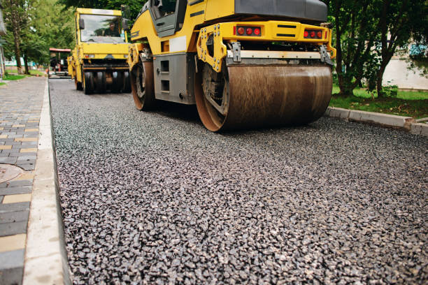 Best Local Driveway Pavers  in St Charles, MI
